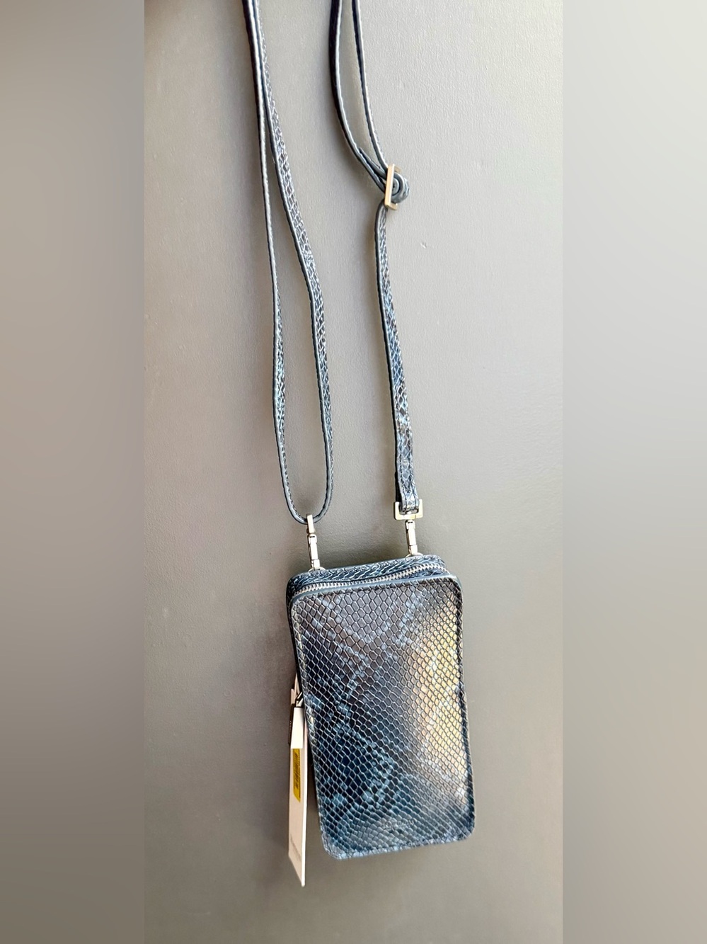 NWT Hammitt VIP Mobile Crossbody
Bag in Skyline Snake Leather